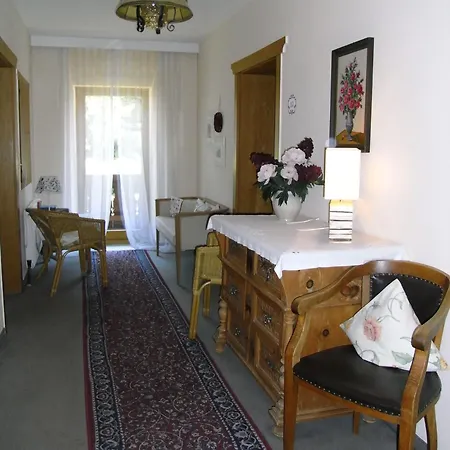 Πανσιόν Gaestehaus Rieser Mayrhofen