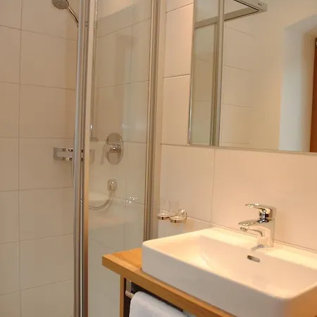 Gasthuis Gaestehaus Rieser 3*