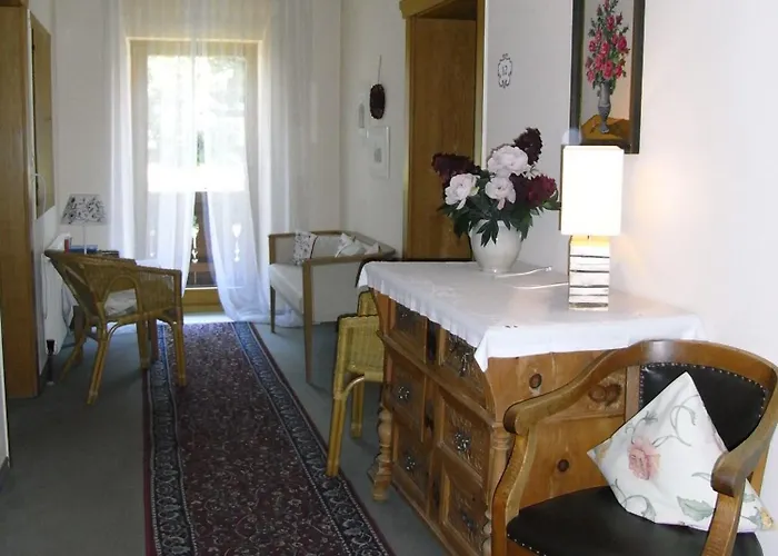 بيت ضيافة Gaestehaus Rieser مايرهوفن