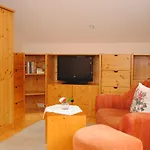 Gaestehaus Rieser 게스트하우스 3*