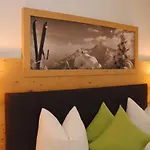 Gaestehaus Rieser 3* 메이른호픈