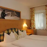 Gaestehaus Rieser 메이른호픈