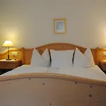 게스트하우스 Gaestehaus Rieser 3*