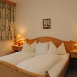 게스트하우스 Gaestehaus Rieser 3*